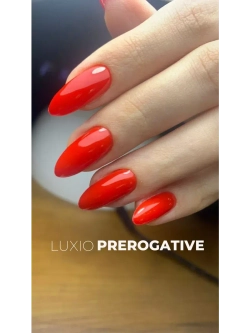 Гель лак для для ногтей Luxio Prerogative 15мл красный
