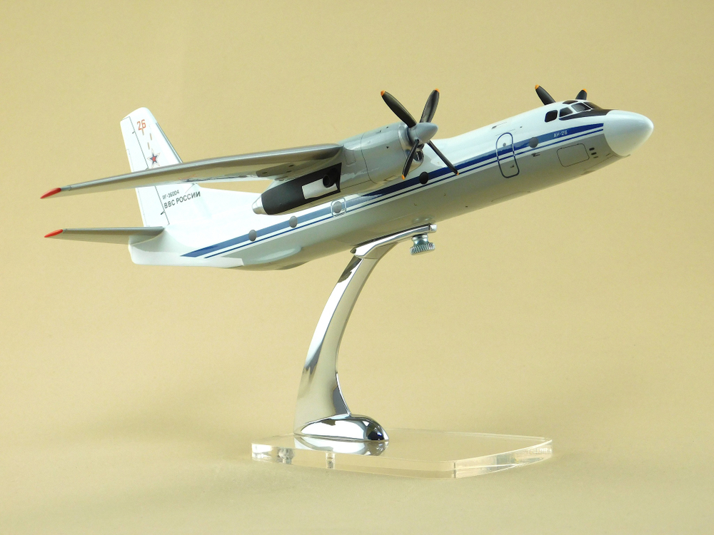Модель самолета Ан-26 (М1:72, ВВС России, RF-36004, 26)