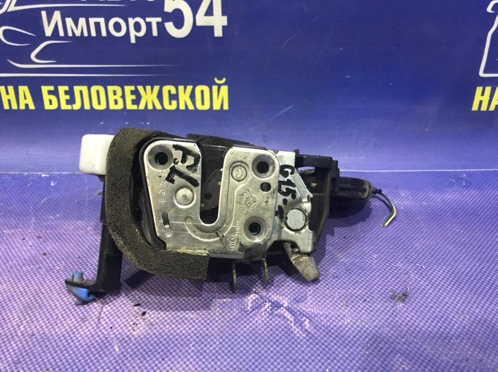 Замок двери передней левой NISSAN ALMERA 2015