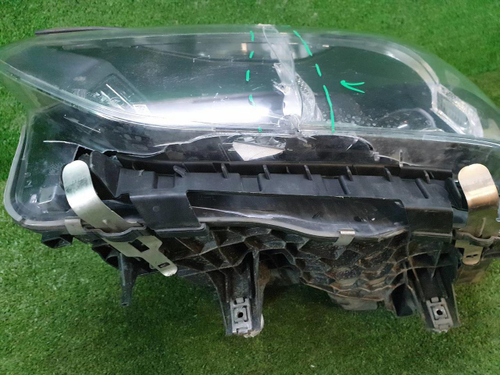 Битая Фара левая BMW X3 G01 (2017-2021) Adaptive LED