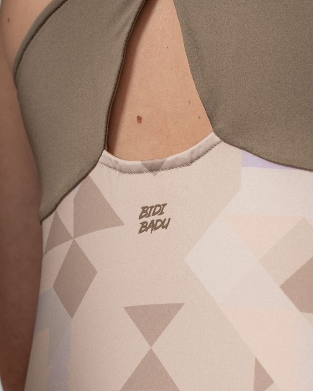 ОДЕЖДА ДЛЯ ТЕННИСА Девочки, Майка BIDI BADU PARIS 2025 .