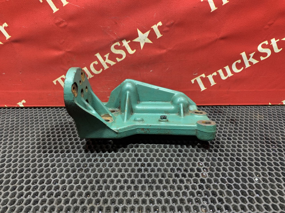 Кронштейн ролика натяжителя