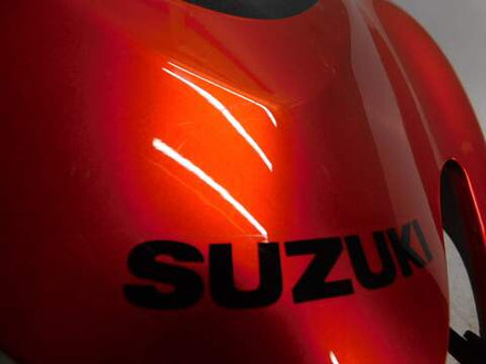 Пластик передний (обтекатель) Suzuki GSX1300R Hayabusa 2008 94411-15H0