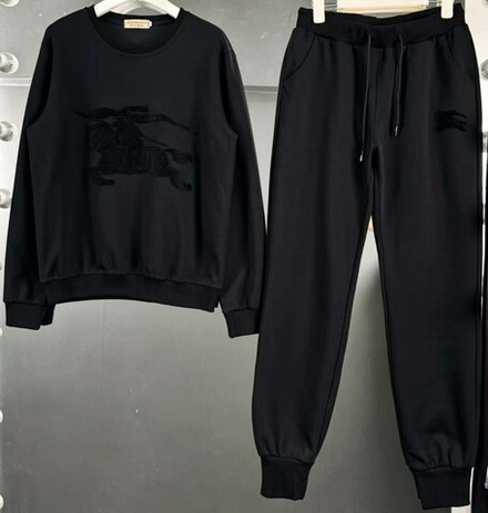 Костюм Burberry