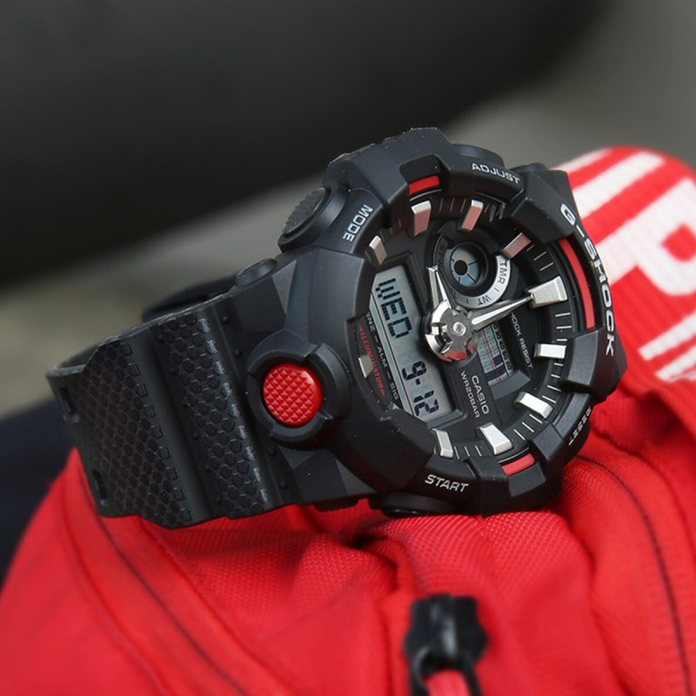 Часы CASIO G-SHOCK YOUTH city battle, GA-700-1APR