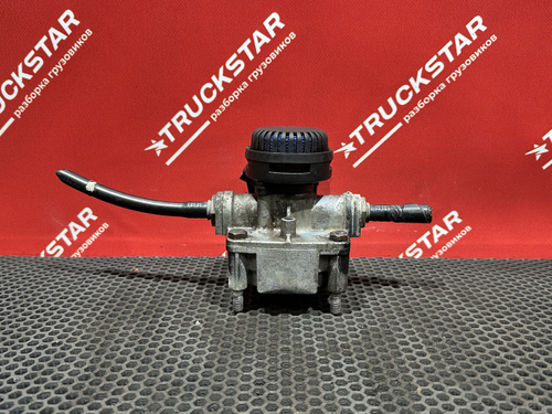 Клапан ускорительный