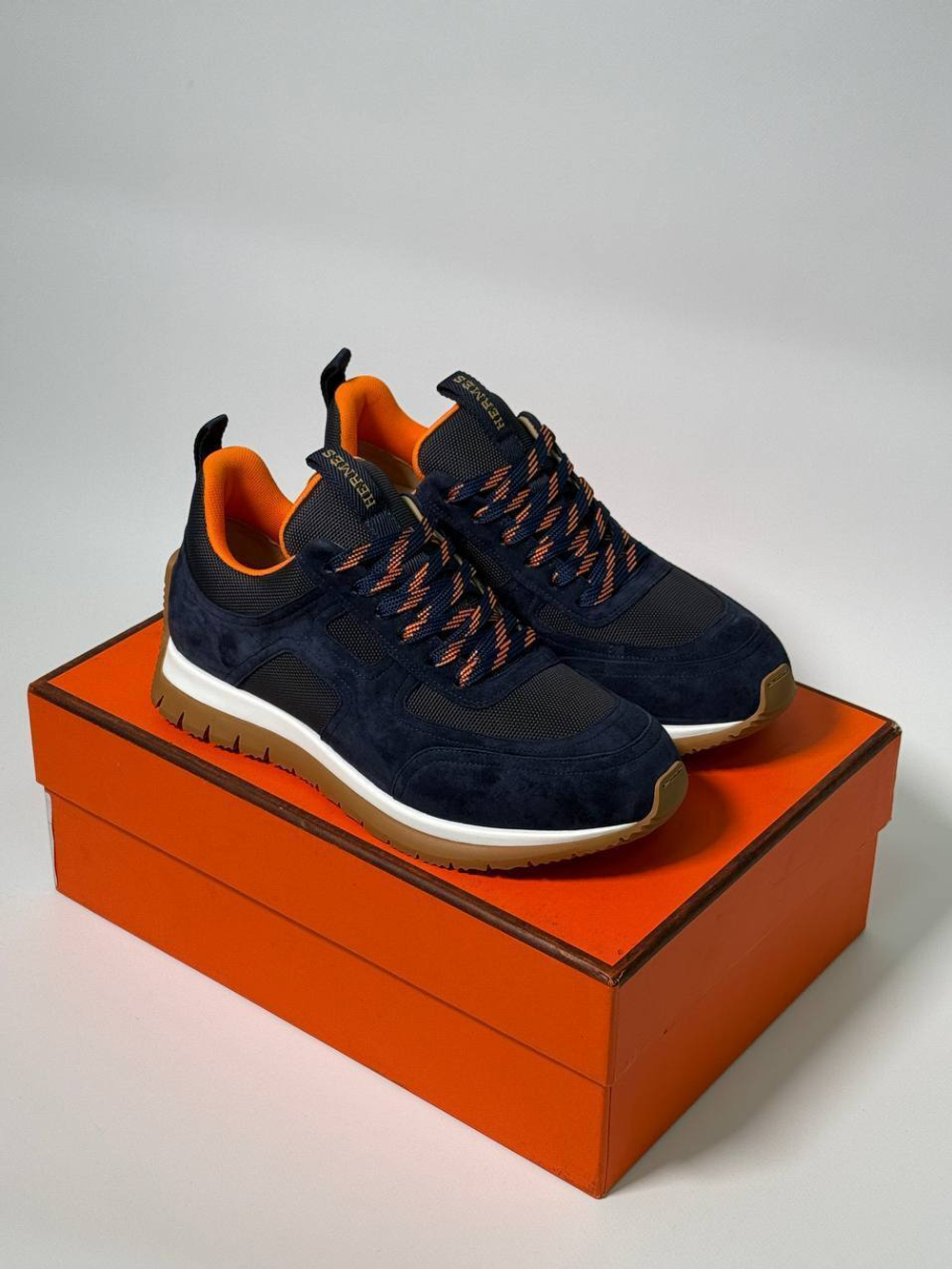 Кроссовки Hermes