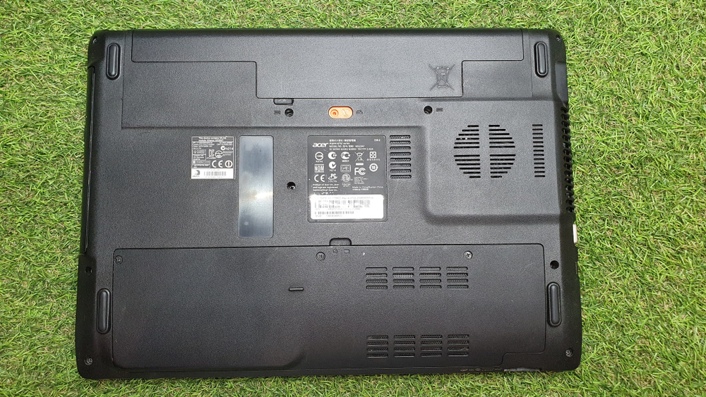 Ноутбук Acer i3/6 Gb/HDD 500 Gb/Acer ASPIRE 4752-2336G50Mnkk/Windows 10