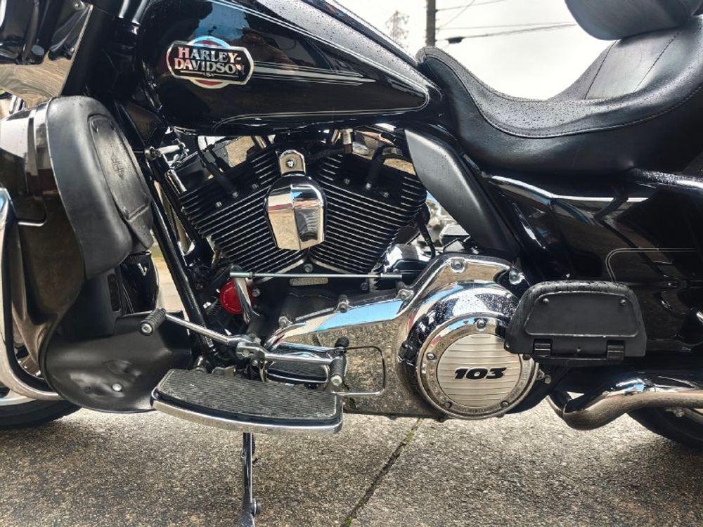 Harley-Davidson Electra Glide FLHTCU 1690 052927