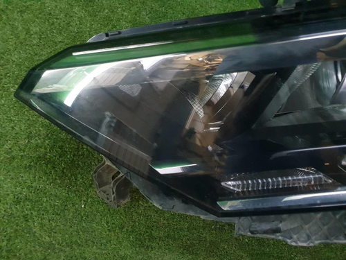 Битая Фара левая VW Polo 6 (2020-н.в.) LED