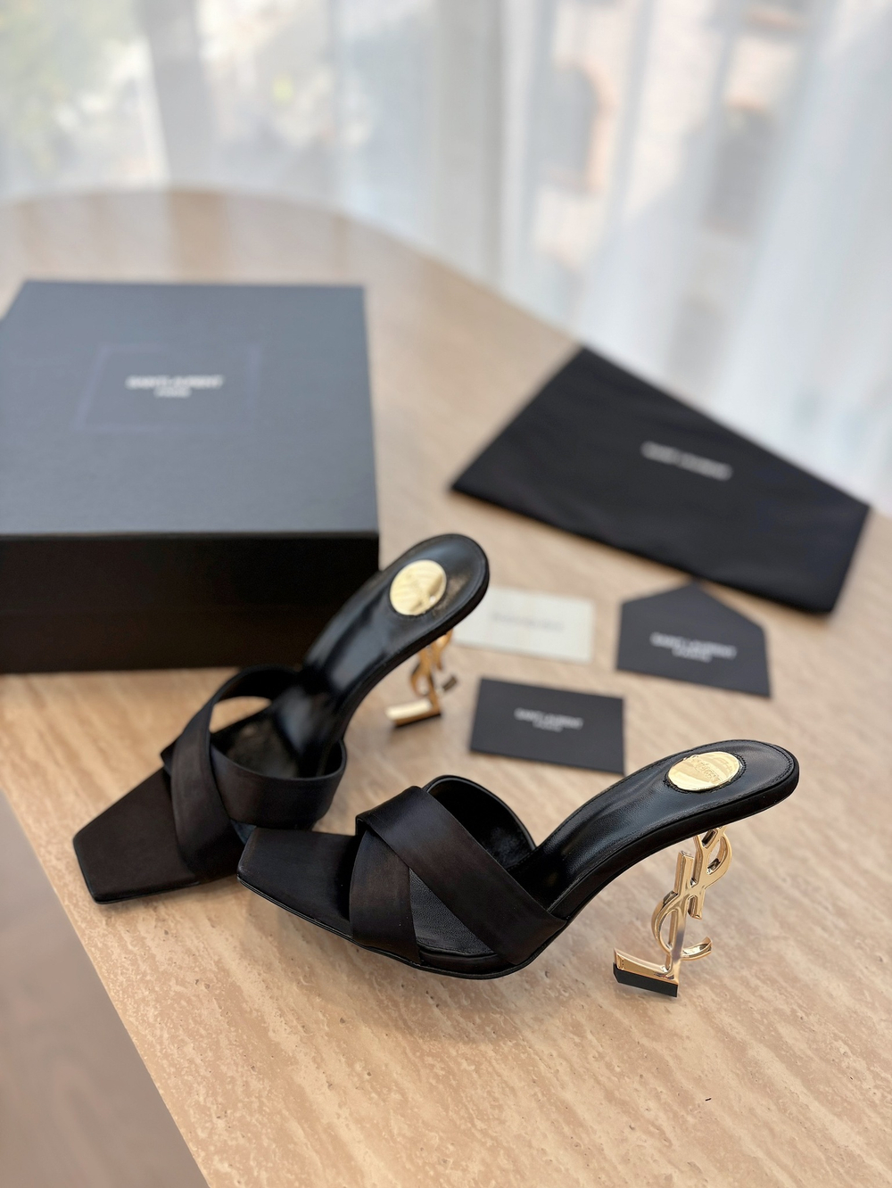 Saint Laurent Mules