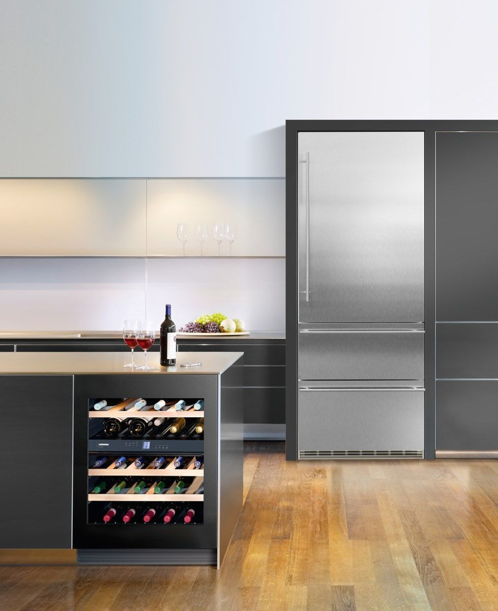 Встраиваемый винный шкаф Liebherr UWT 1682