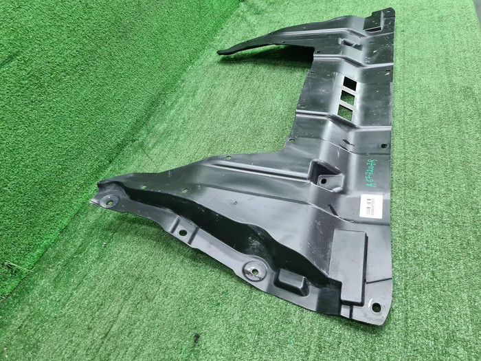 Пыльник переднего бампера Changan CS85 (2019-н.в.)