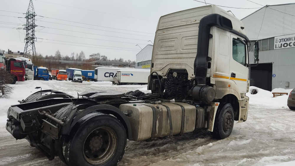 КамАЗ 5490 4x2 Седельный тягач 5490-S5 (Дизельный, 12,0 л, 401 л.с., АТ)