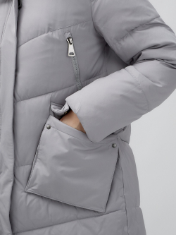 Пальто утепленное стеганное зимнее с капюшоном женское серого цвета 9639Sr