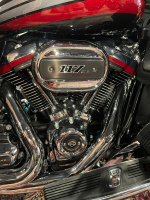 CVO™ Tri Glide® (FLHTCUTGSE), 2020 M/Y