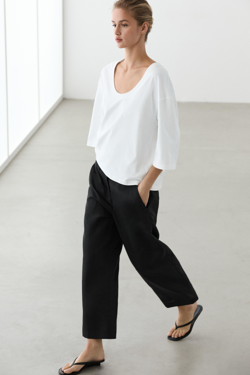 Massimo Dutti Зауженные брюки капри, черный