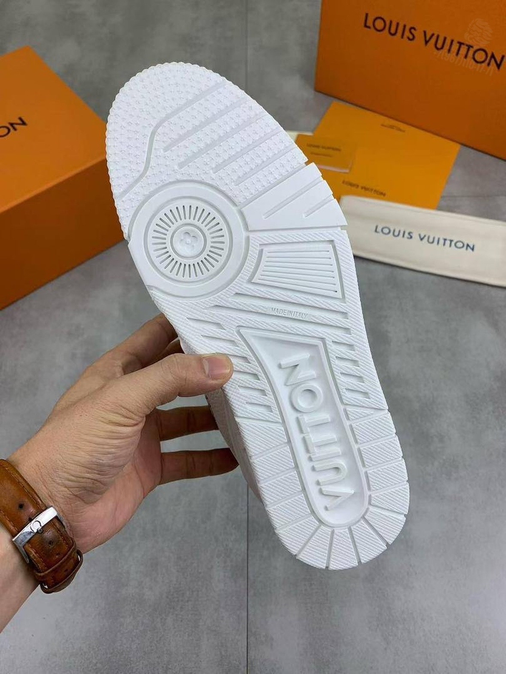 Кроссовки Louis Vuitton Trainer