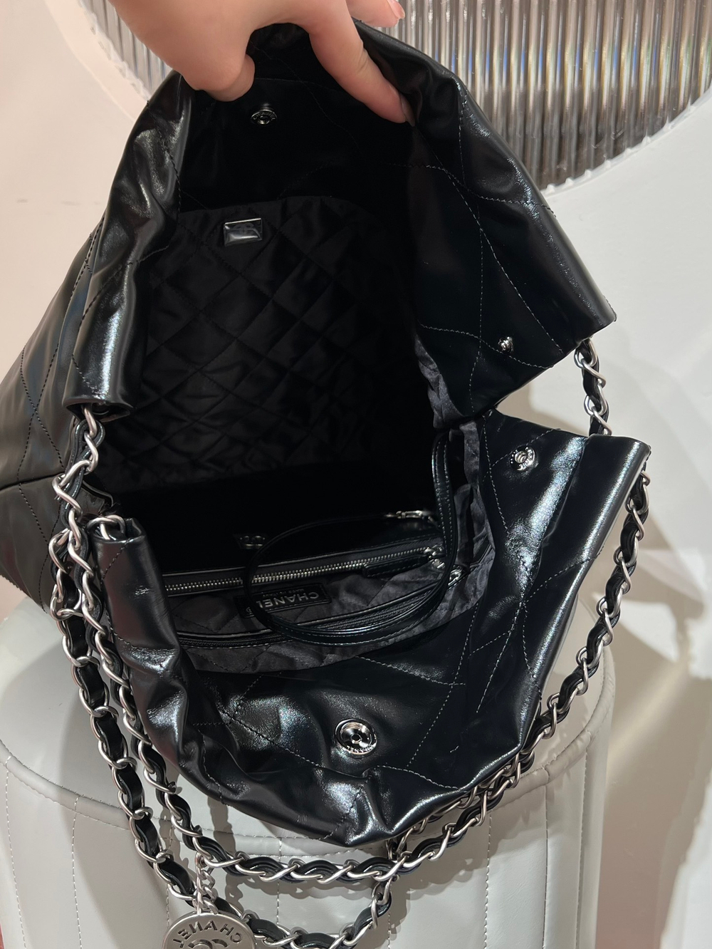 Chanel 22 Small Handbag