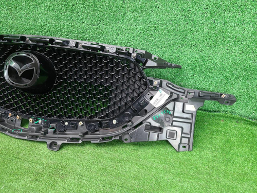 Решетка радиатора Mazda CX-5 2 (2017-2021)