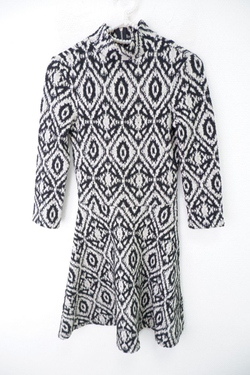 Платье H&M стильное 42 размер