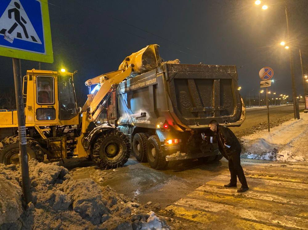 Уборка снега