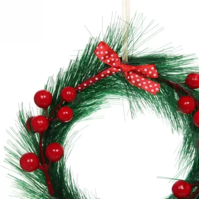 Венок хвойный «Лесная ягода» 17 см