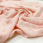 Розовый румянец с золотыми точками