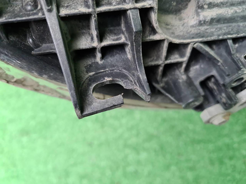 Фара левая Scania R-Series (2016-н.в.) галоген