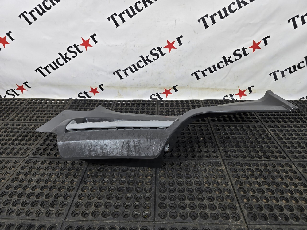 Корпус подножки левый 2023г.