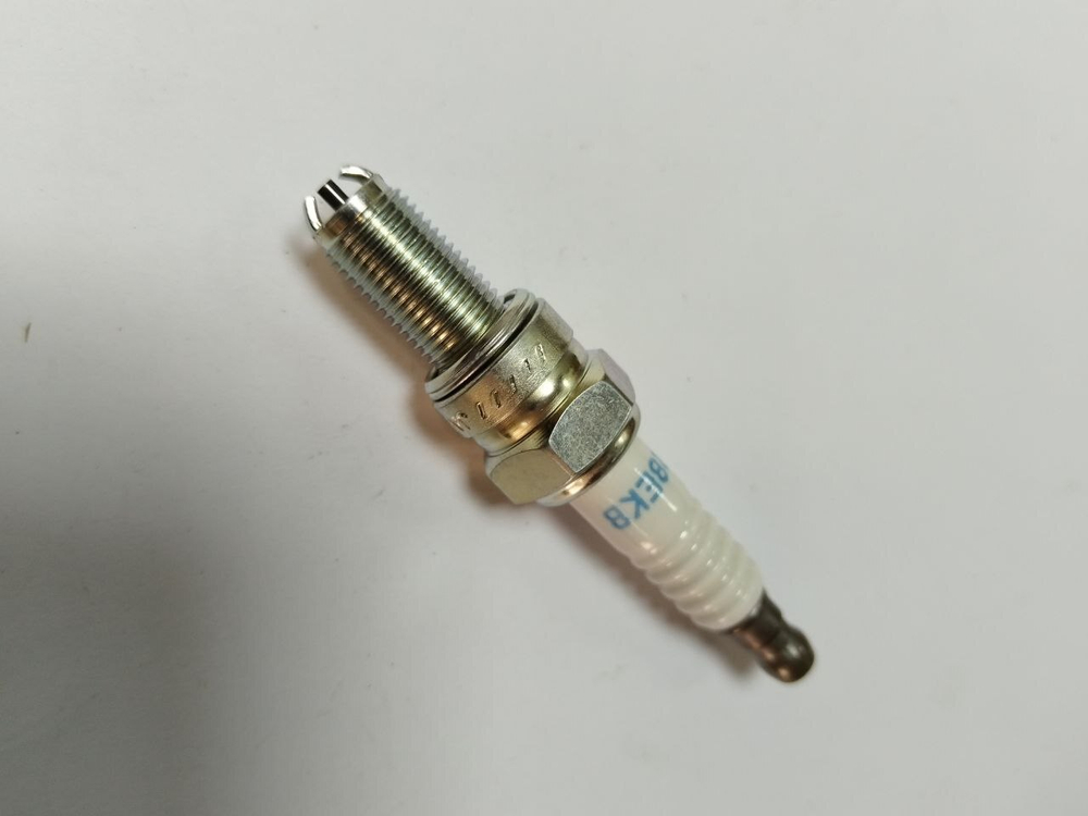 Свеча зажигания CR8EKB Longjia XDV
