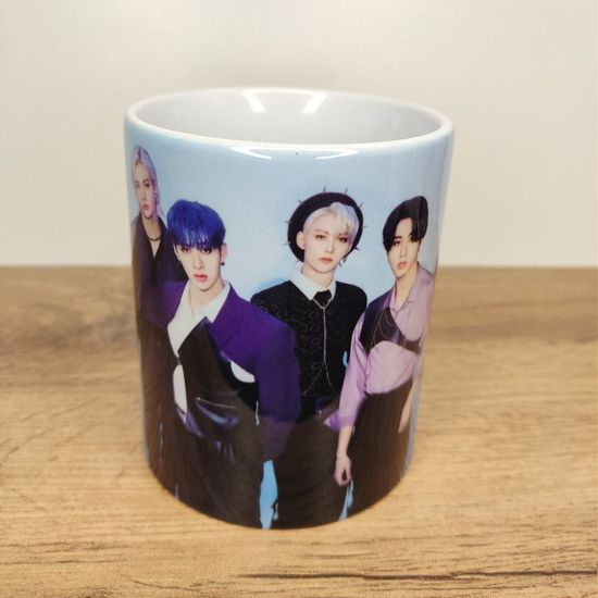 Кружка керамическая Stray Kids, 330 мл