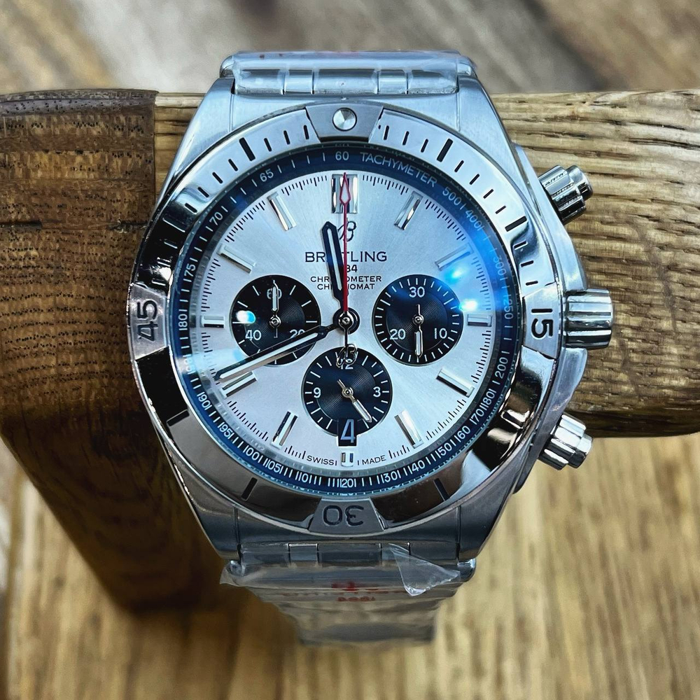 Часы Breitling