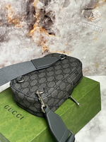 Нагрудная сумка-слинг Gucci
