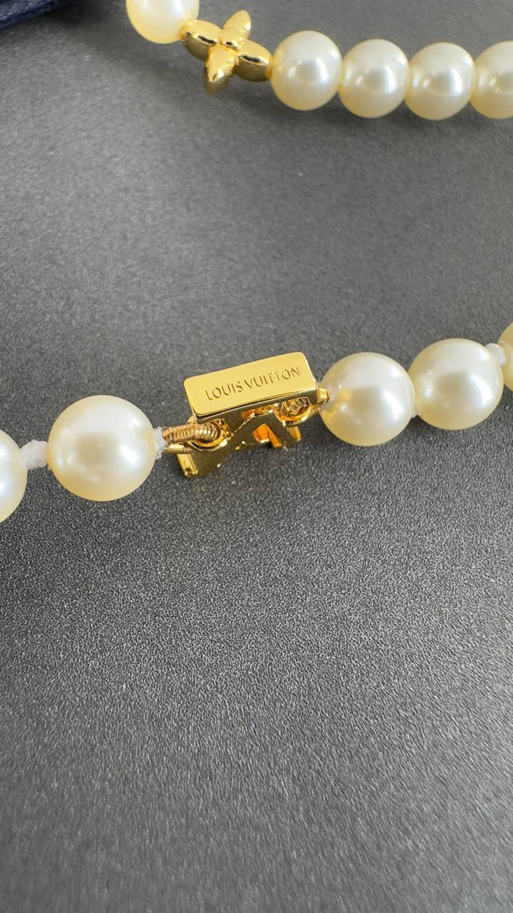 Чокер Louis Vuitton