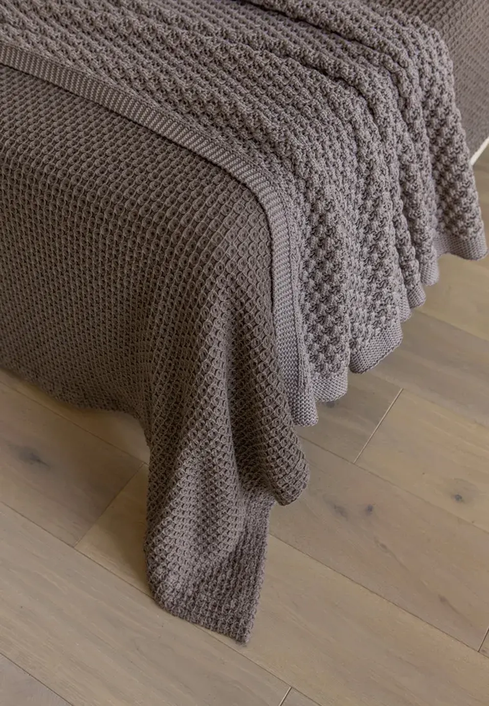 Покрывало BOUCLE 220x240 серо-коричневый