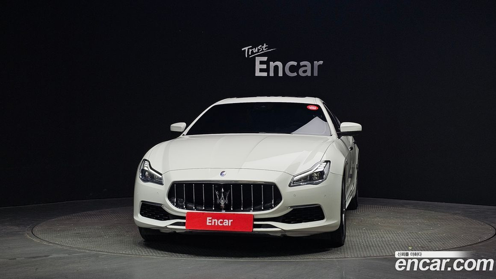 Maserati Quattroporte 3.0 Дизель GranLusso (08.2019)
