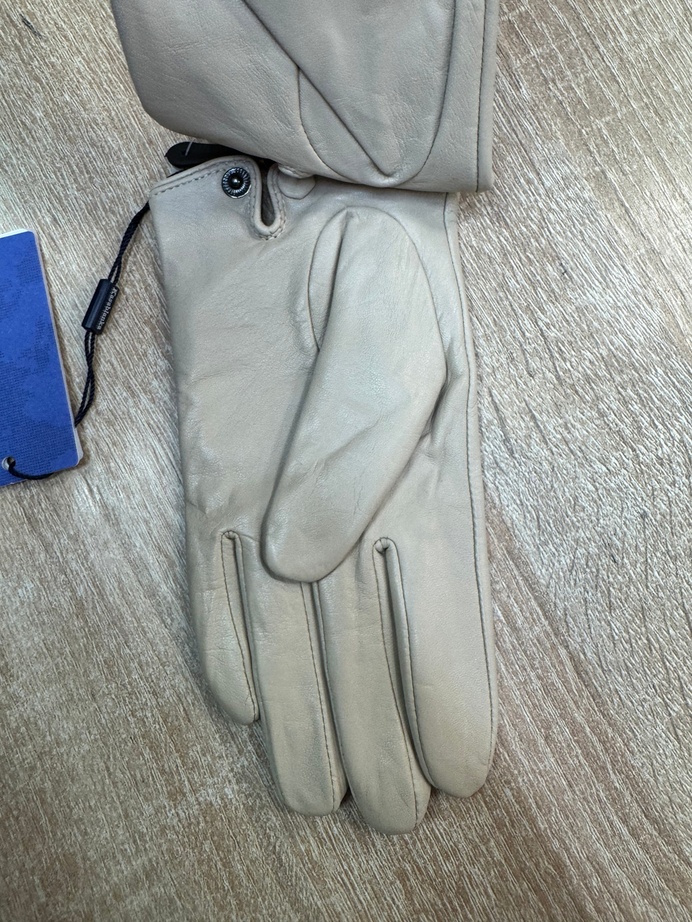 Перчатки. Женские. Материал верха: Кожаные люкс качества. Подклад: Шелк. 5 шт в упаковке.