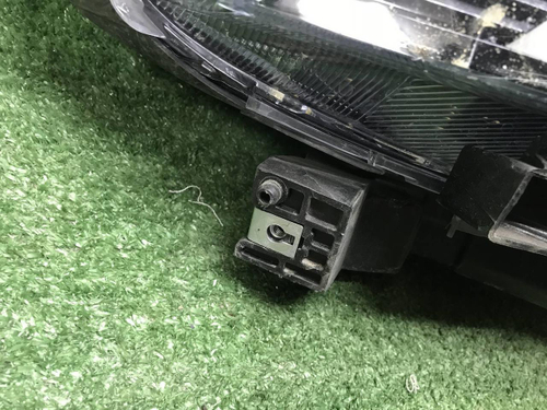 Битая Фара правая Haval F7 (2018-2024) LED