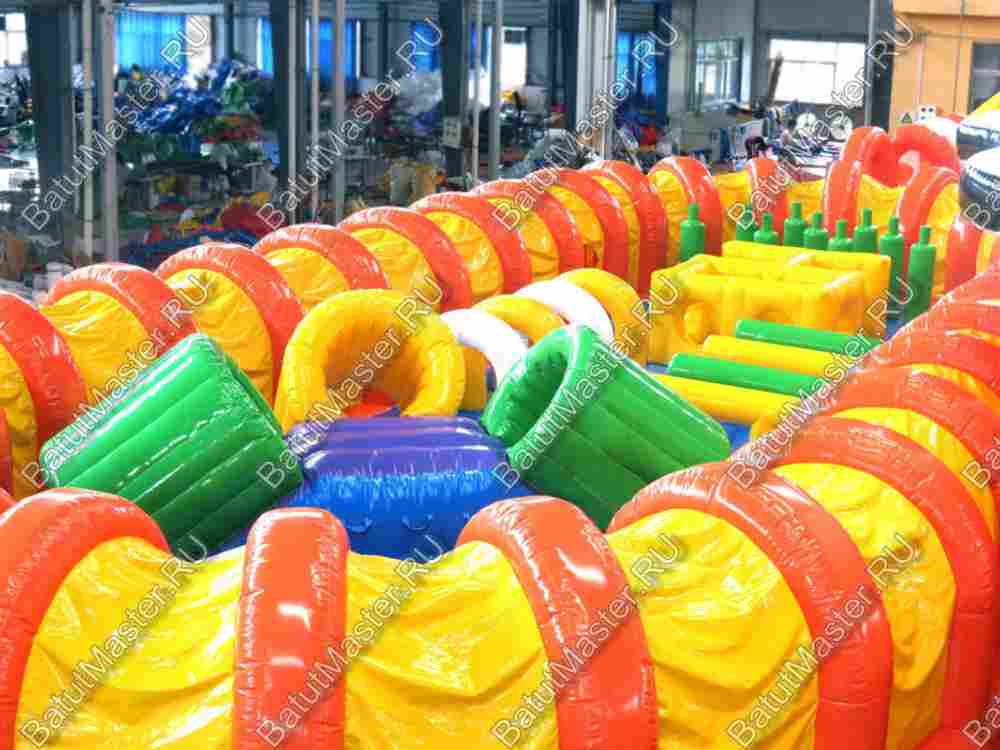 Коммерческий надувной батут "Ракета" 30*20*8 м