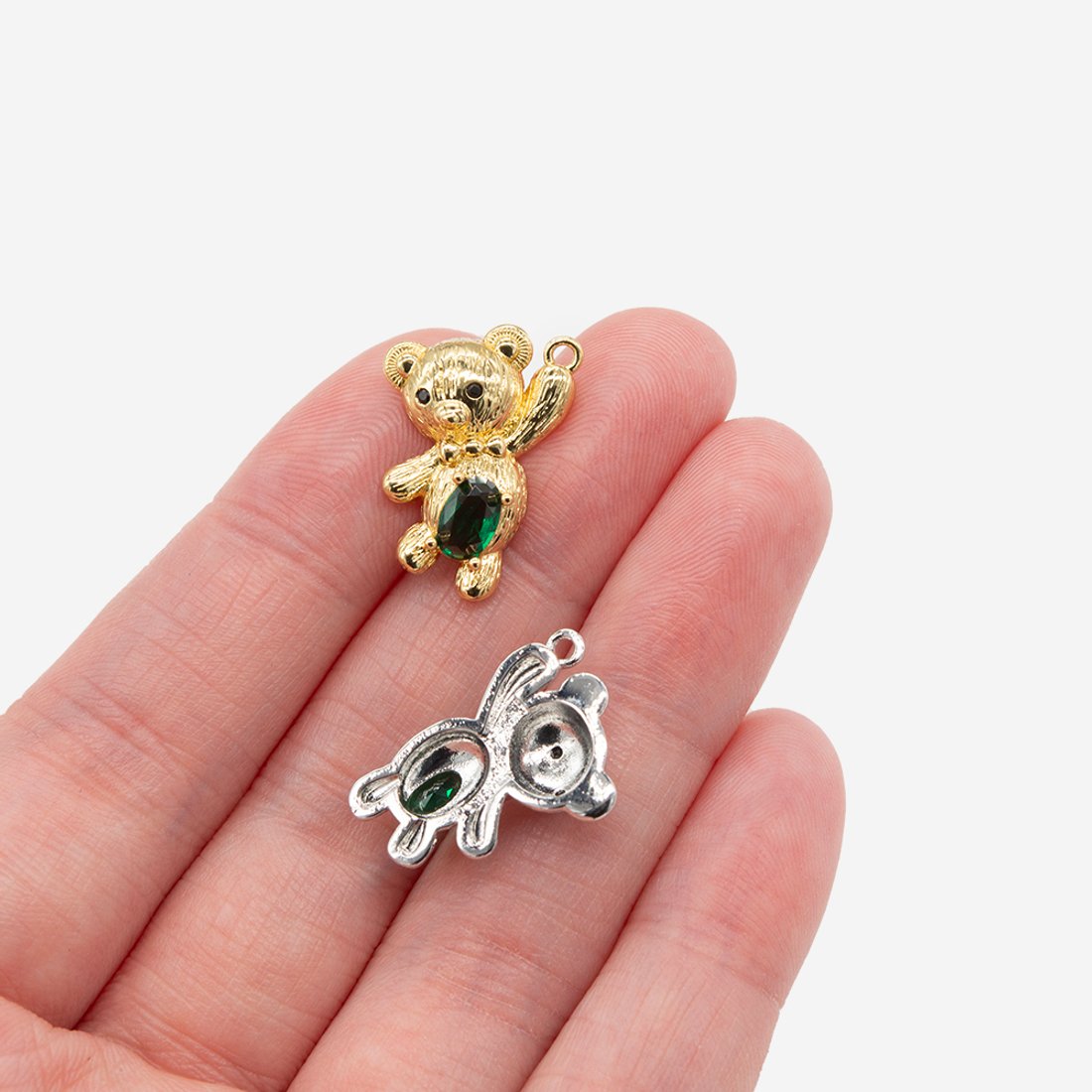 Подвеска "Teddy", изумрудное ювелирное стекло, родирование, 19*14мм