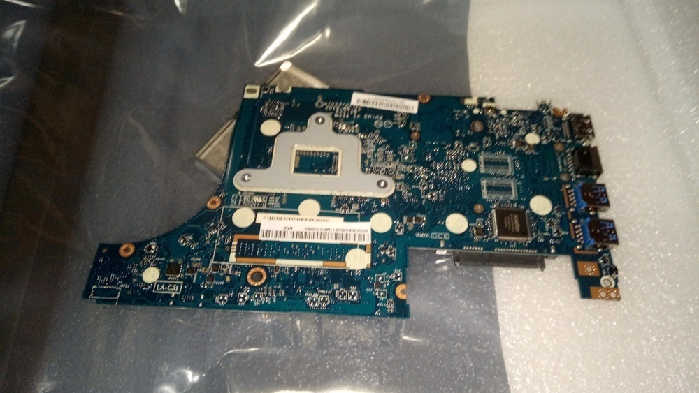 Материнская плата для ноутбука Lenovo E31-70 NM-A681 Intel Core i5 5200U UMA F G W/RTC&MYL NEW NOK (5B20K84036), оригинал