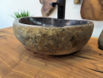 Раковина из речного камня RS-65785 44х33х15 из натурального камня