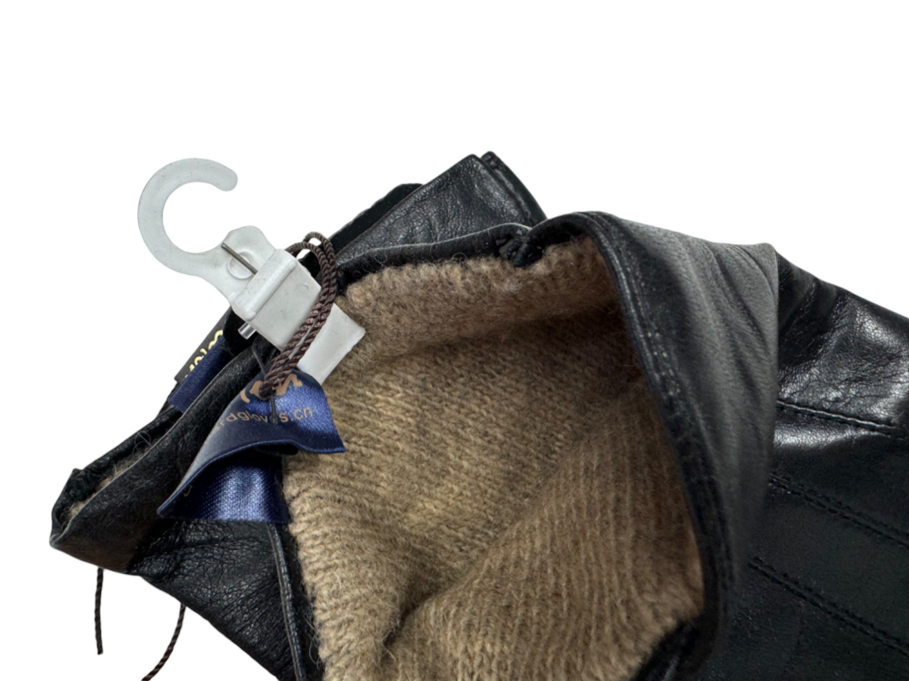 Перчатки.Женские.Материал верха: Кожаные люкс качества.Подклад: Трикотаж-шерсть.В упаковке 5 шт.