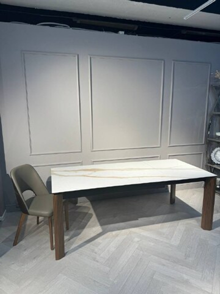 Стол обеденный Ist Casa раскладной Палермо, 140(200)х90х76 см, белый мрамор