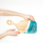 Доска разделочная из древесины сибирского кедра с эпоксидной смолой. RD65