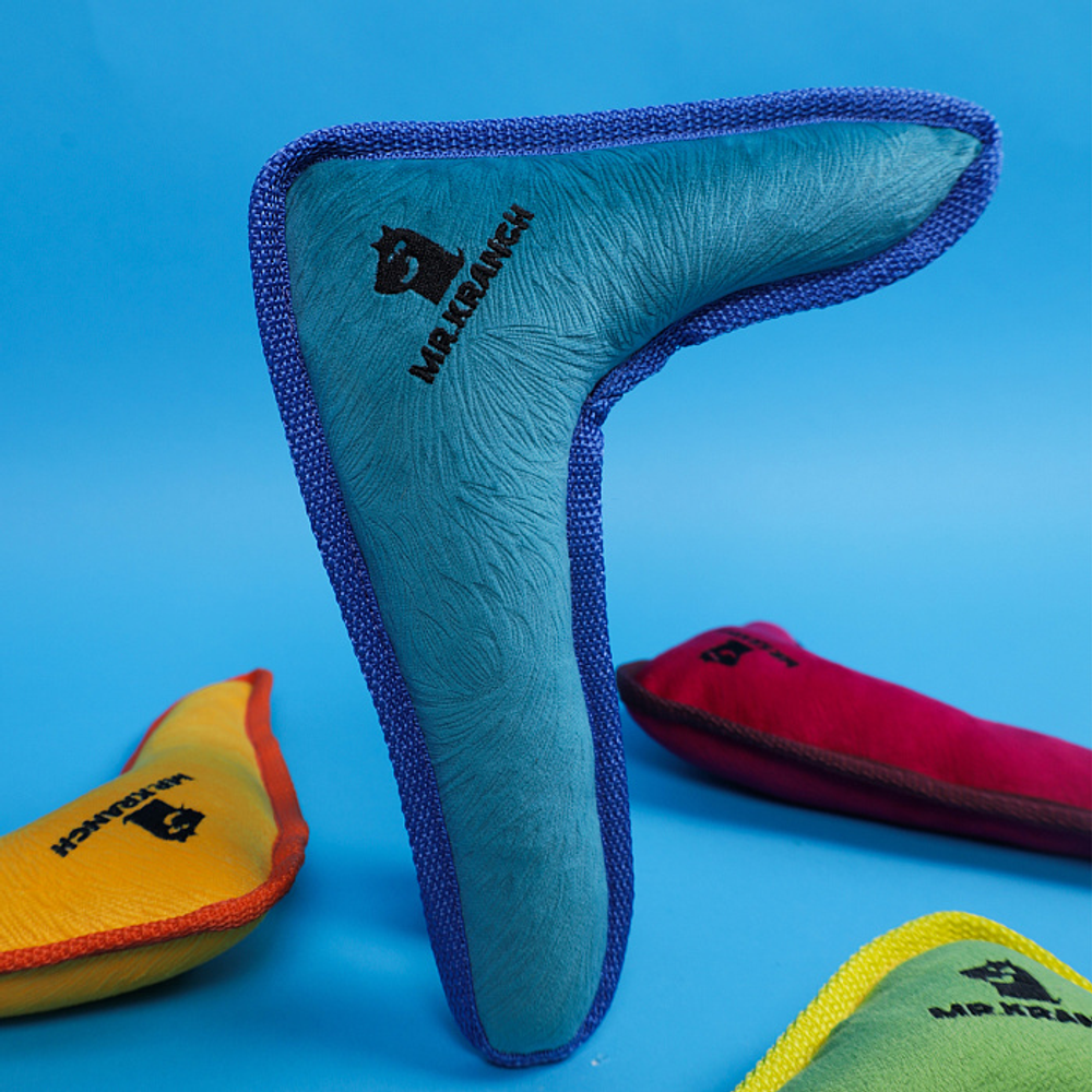 Игрушка Mr.Kranch для собак мелких и средних пород Бумеранг с пищалкой 22х19х45см синий