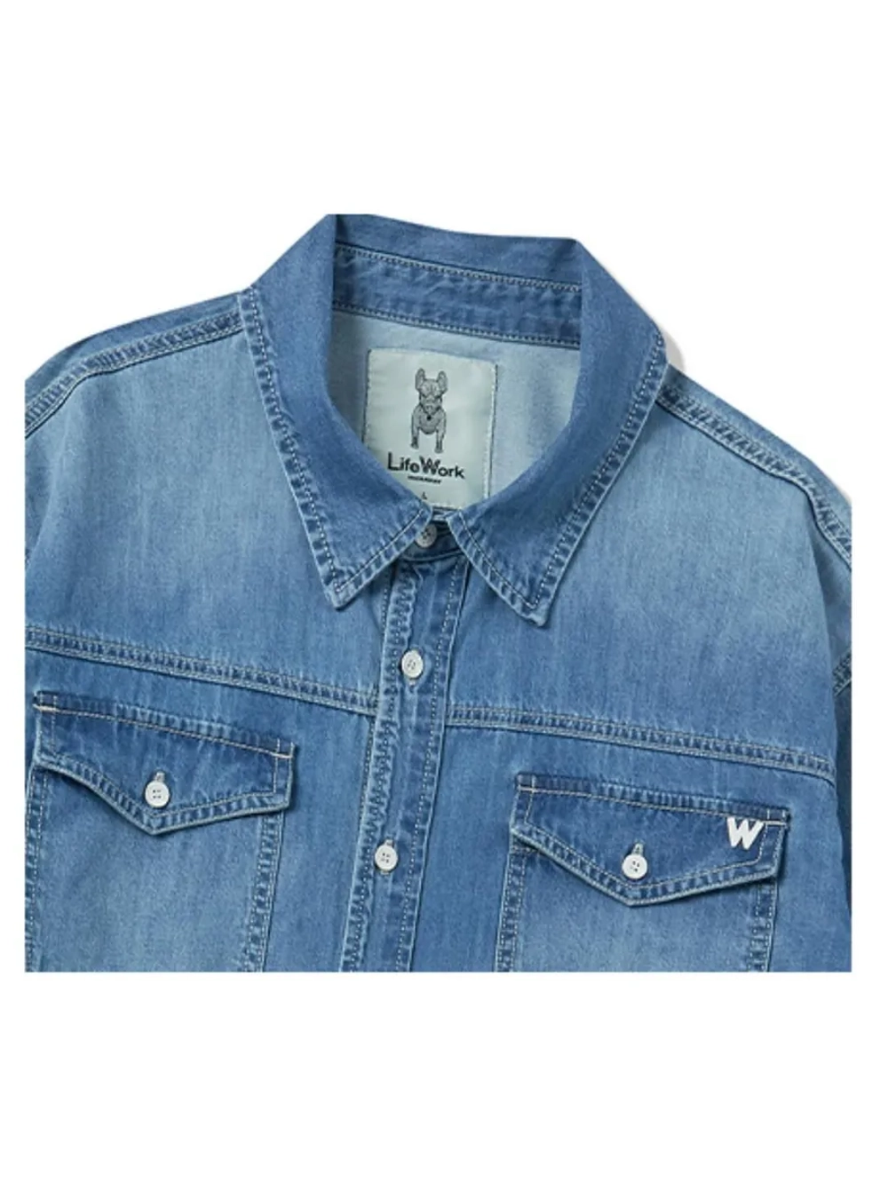 Джинсовая рубашка с двумя карманами