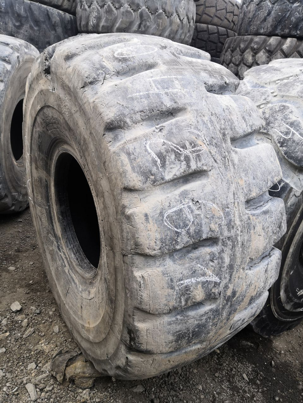 26.5R25 Bridgestone VSDL шина б/у