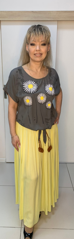 Итальянская длинная юбка на широком поясе